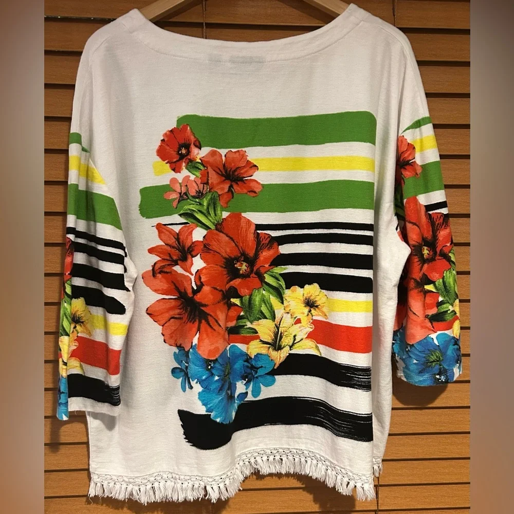 Onque Casual White Floral Stripe Fringe Tunic - size 2XL - Picture 5 of 5